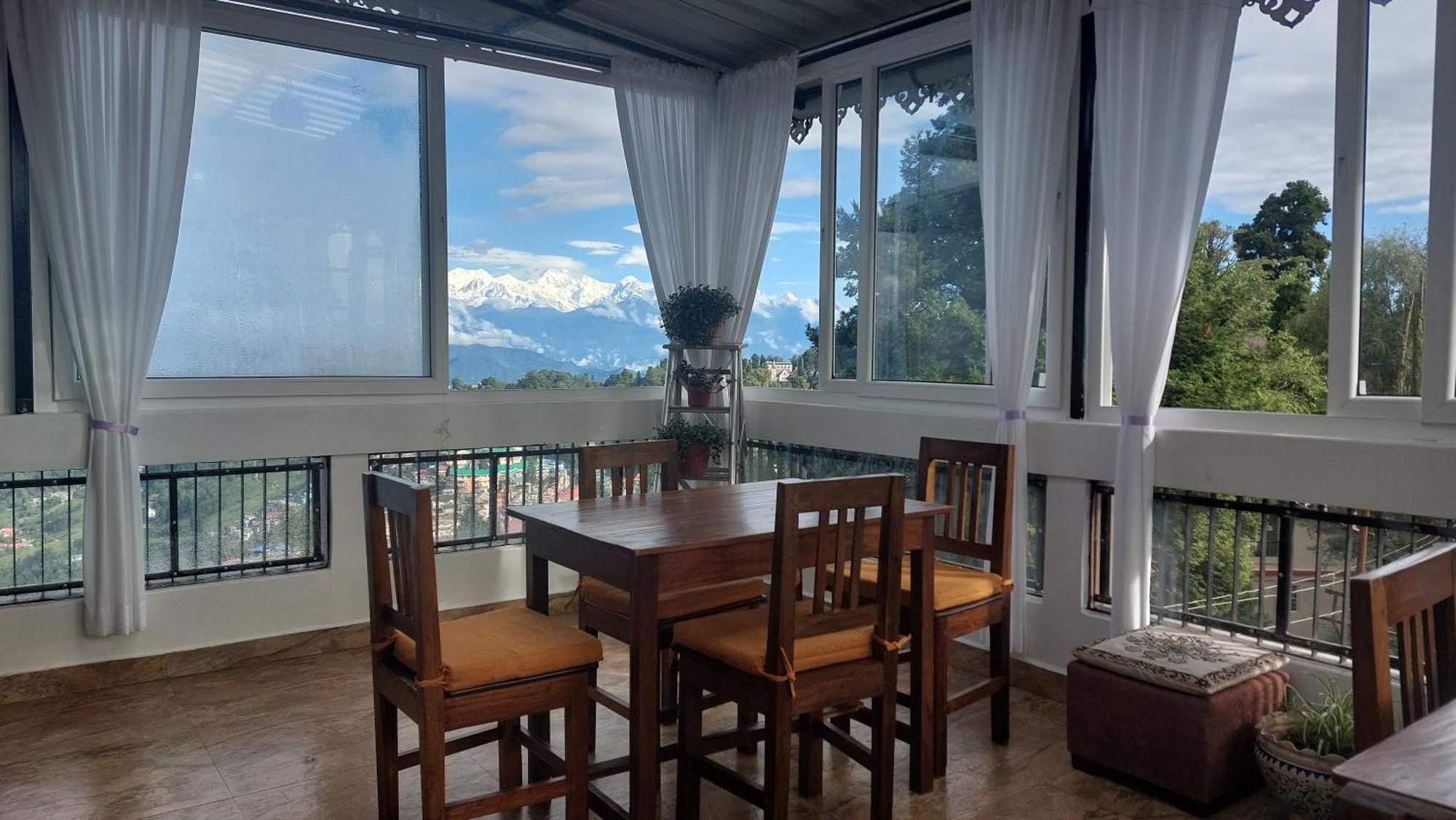 Indivar Homestay دارجيلنغ المظهر الخارجي الصورة