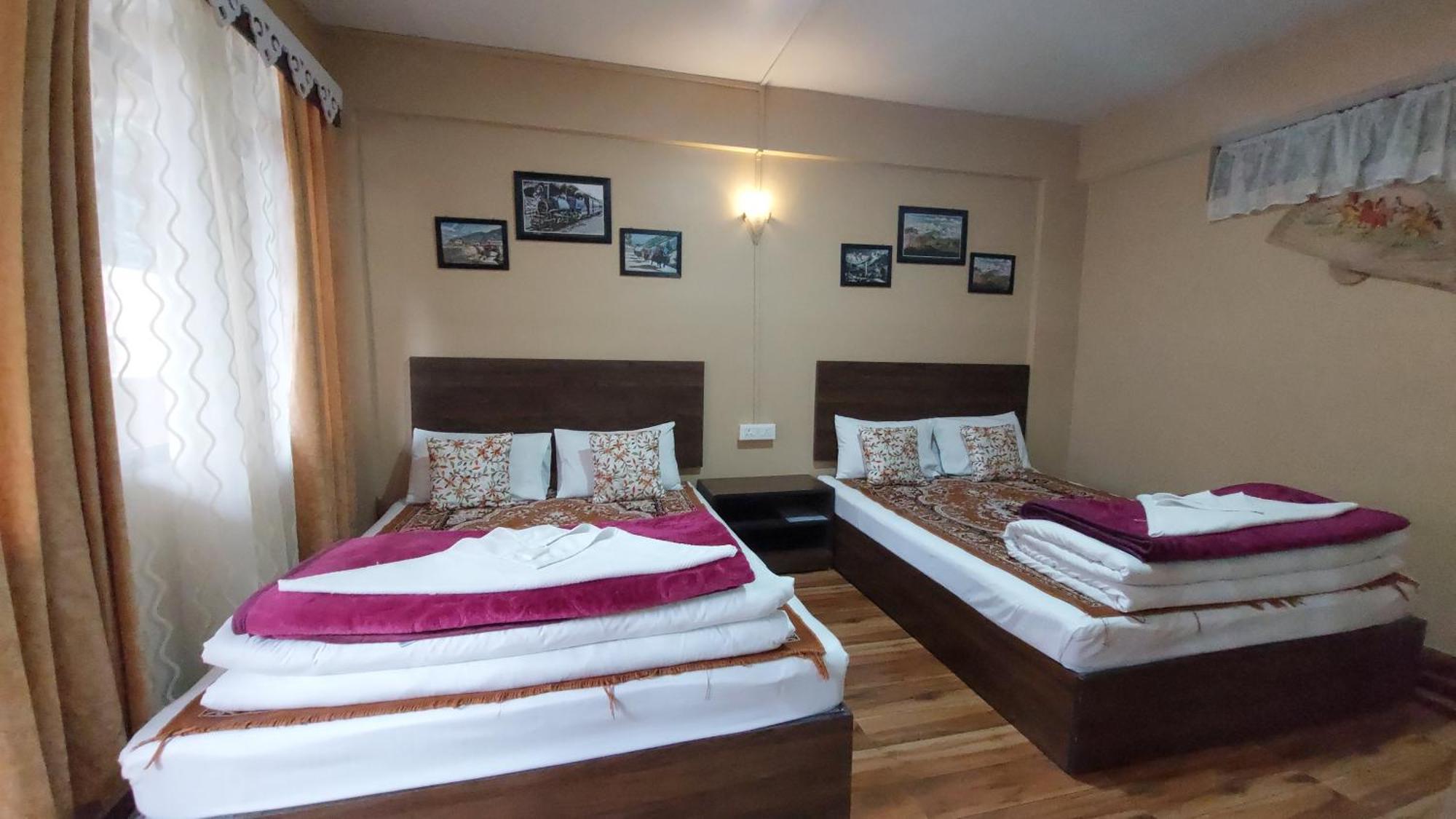 Indivar Homestay دارجيلنغ المظهر الخارجي الصورة